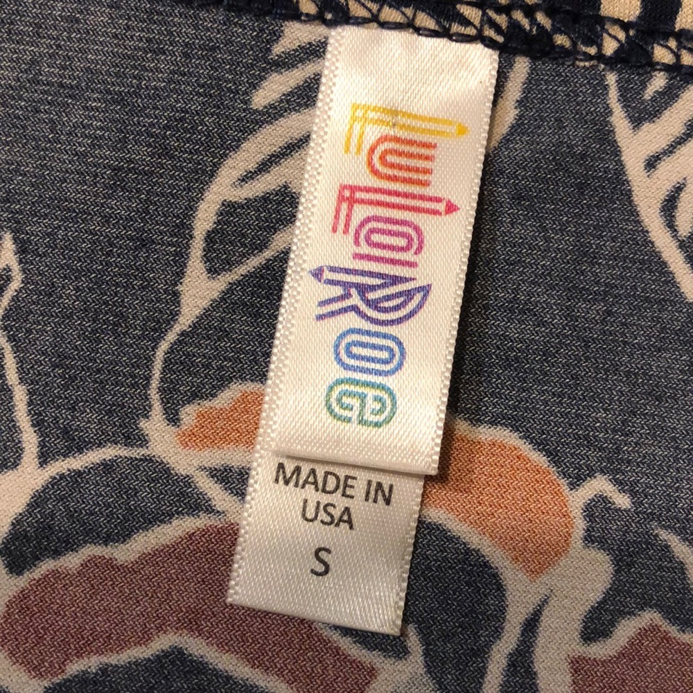 LulaRoe Top - Picture 3 of 4